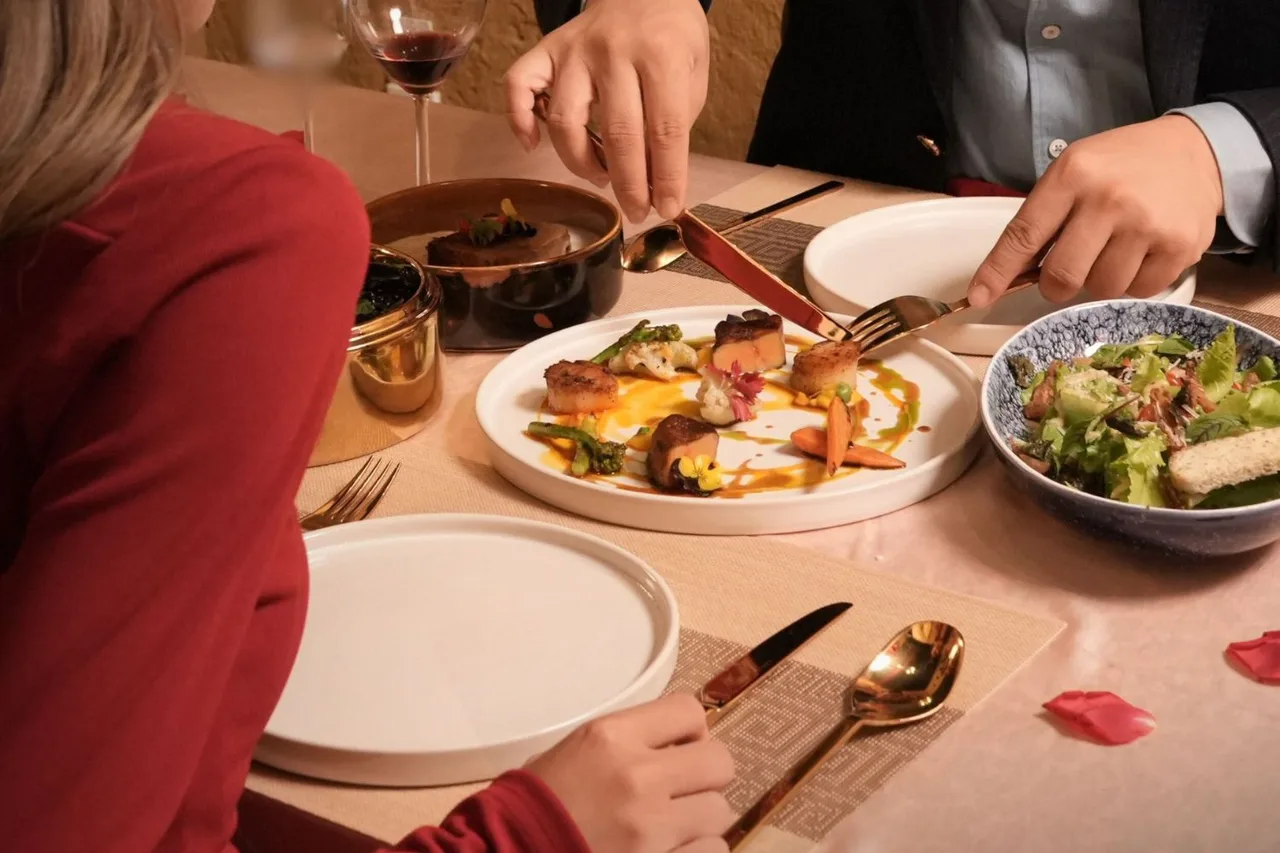 Đón Valentine tại Glamisque Fusion Dining.