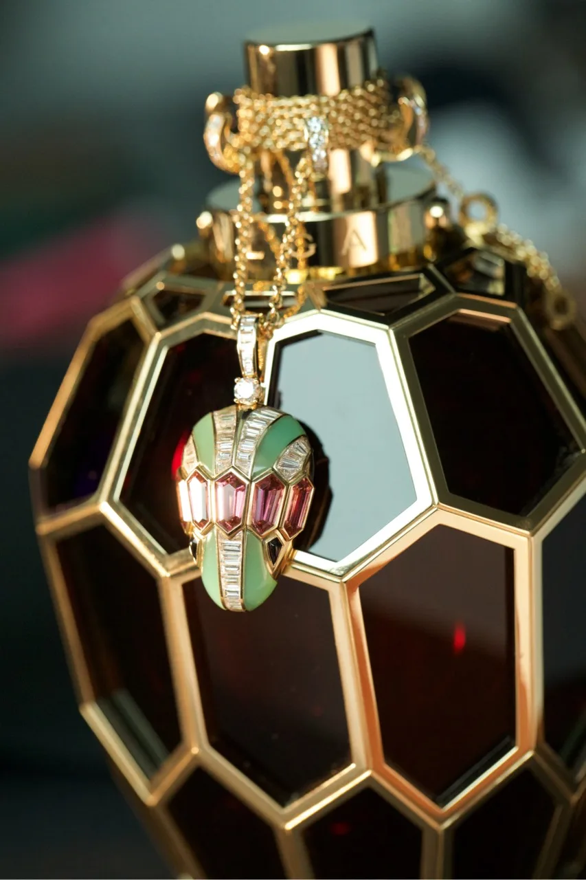 Nước hoa Aeterna Serpenti bulgari