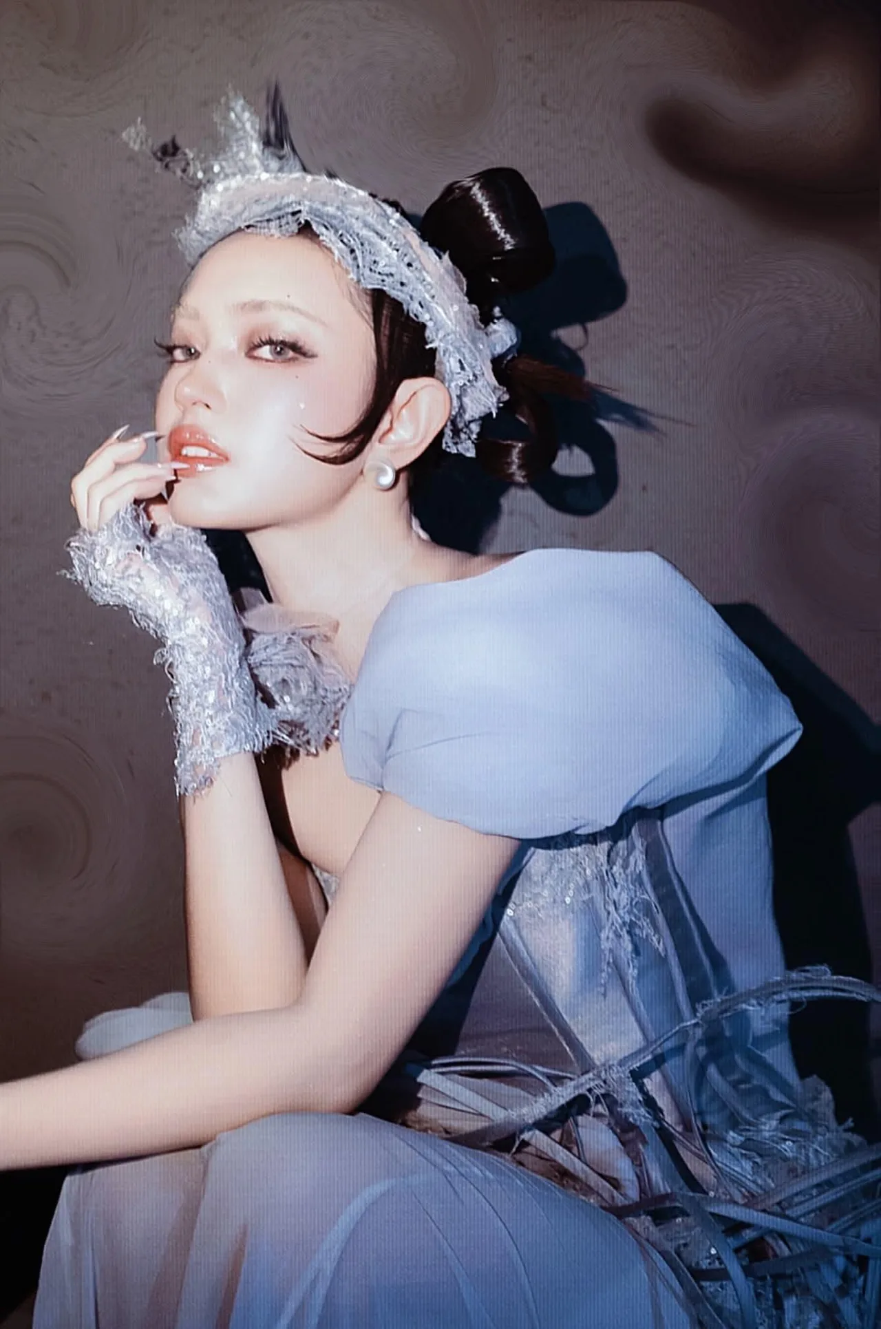 trang phục "Em Xinh Say Hi" Châu Bùi