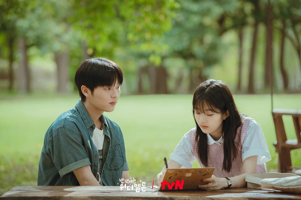 Choi Hyun Wook và Shin Eun Soo trong Dưa Hấu Lấp Lánh