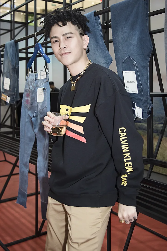calvin klein pop-up store3