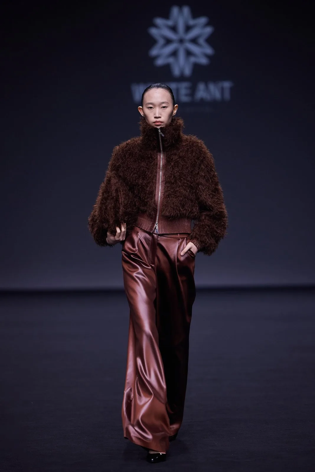 BST White Ant Thu-Đông 2026