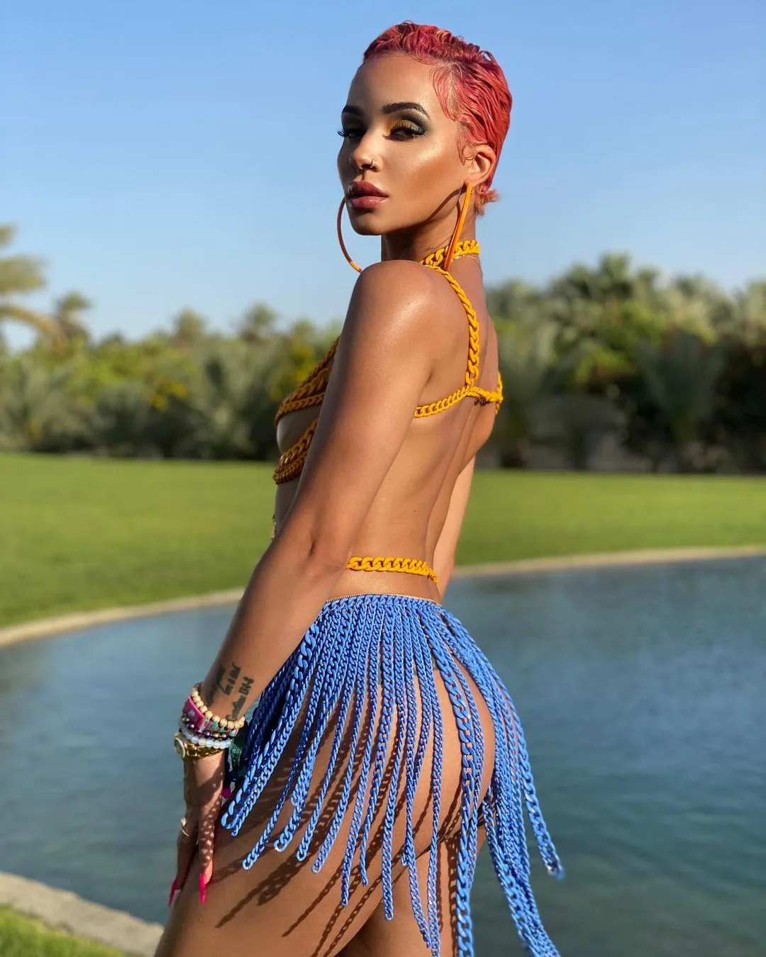 chọn bikini mùa hè