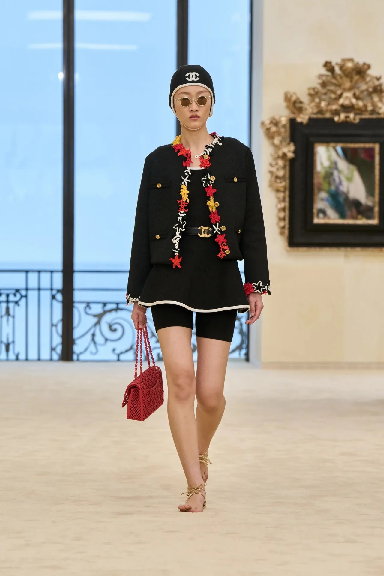 Đôi giày tàng hình của Chanel tại Chanel Cruise 2026/27