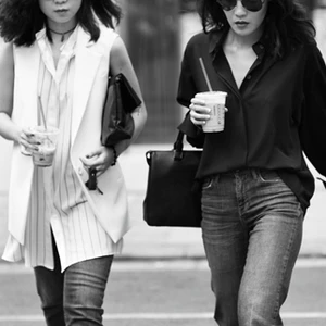 2 cô gái cá tính yêu phong cách menswear