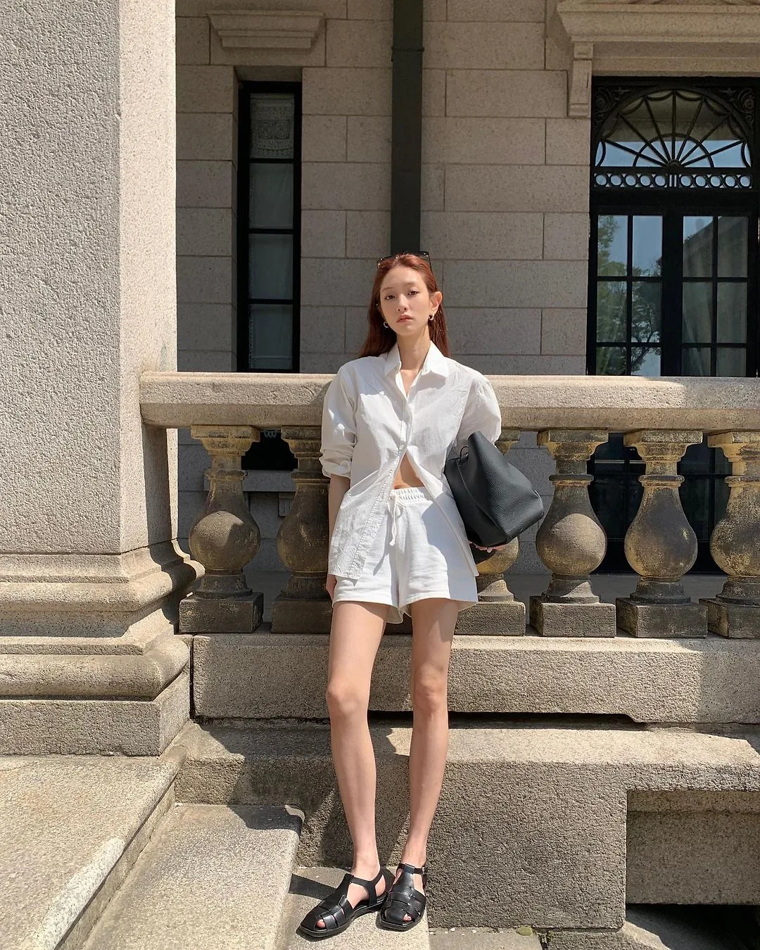 hoiinni diện sơ mi