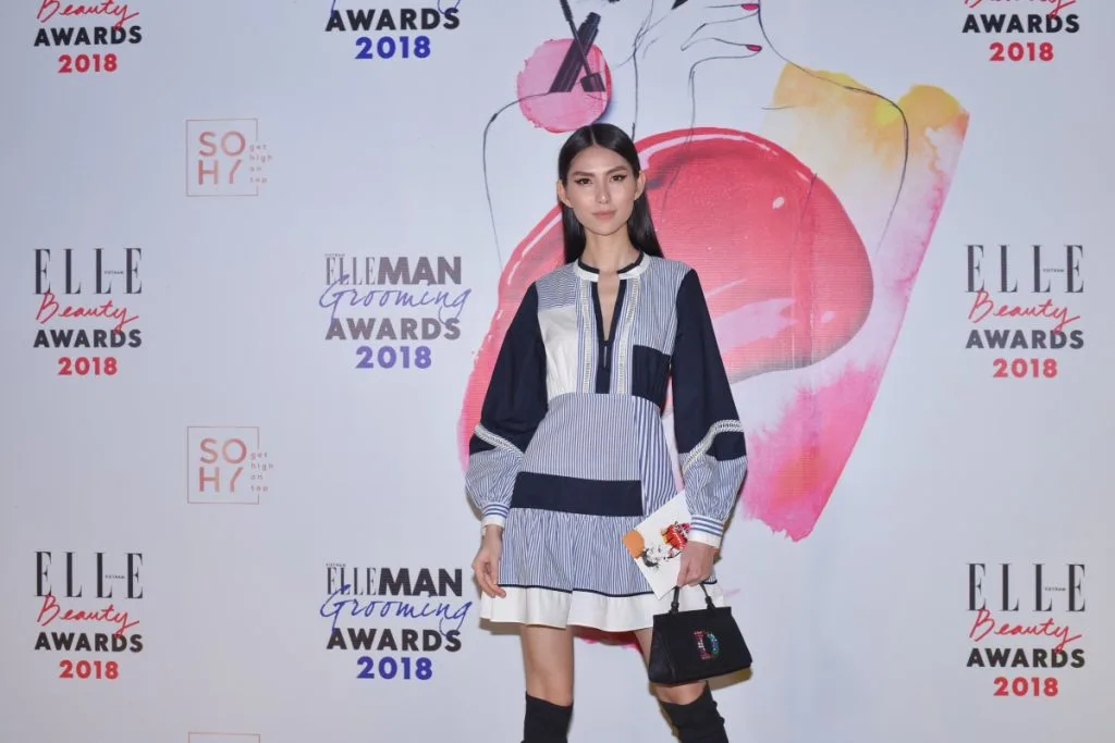 ELLE Beauty Awards 2018: Phạm Hương chiến thắng giải Best Hair of the Year ELLE Beauty Awards 2018: Phạm Hương chiến thắng giải Best Hair of the Year