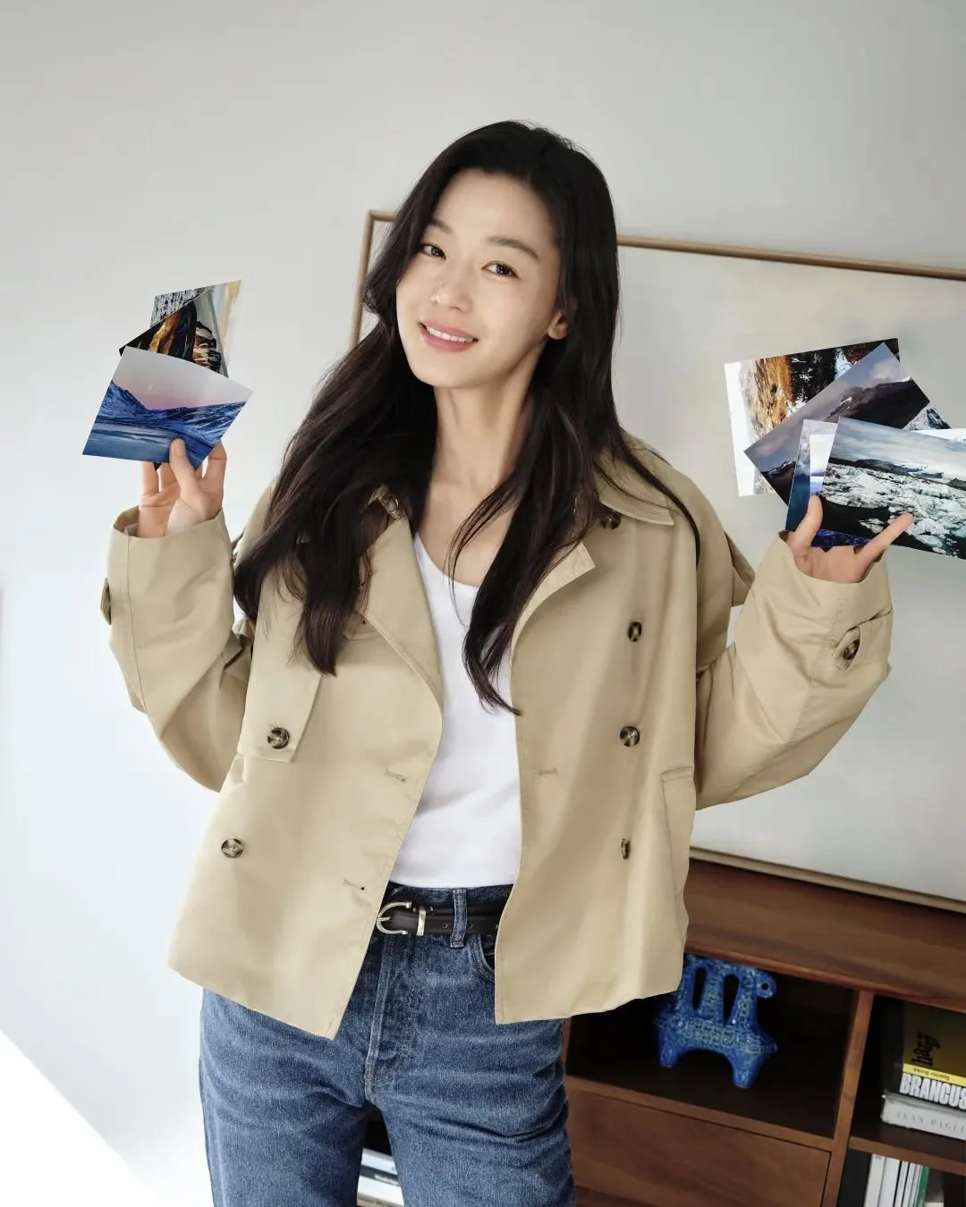 Jun Ji Hyun diện áo khoác kaki