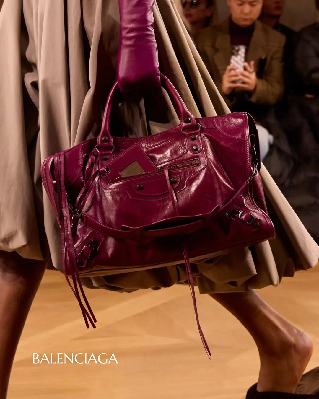 BST Xuân-Hè 2026 của Balenciaga.