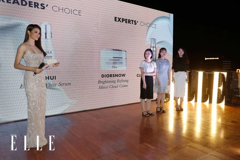 ELLE Beauty Awards 2018: Phạm Hương chiến thắng giải Best Hair ELLE Beauty Awards 2018: Phạm Hương chiến thắng giải Best Hair