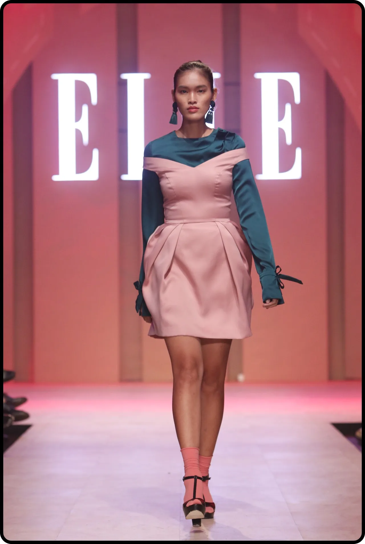 BST của NTK Quynh Giao tại ELLE Fashion Journey 2016