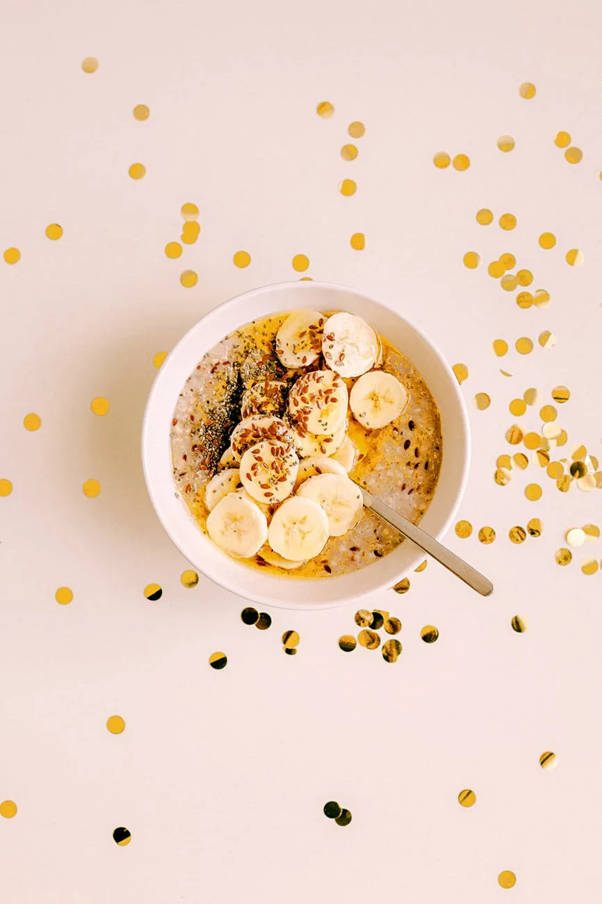 Thức uống detox-Chén sinh tố chuối. Thức uống detox-Chén sinh tố chuối.