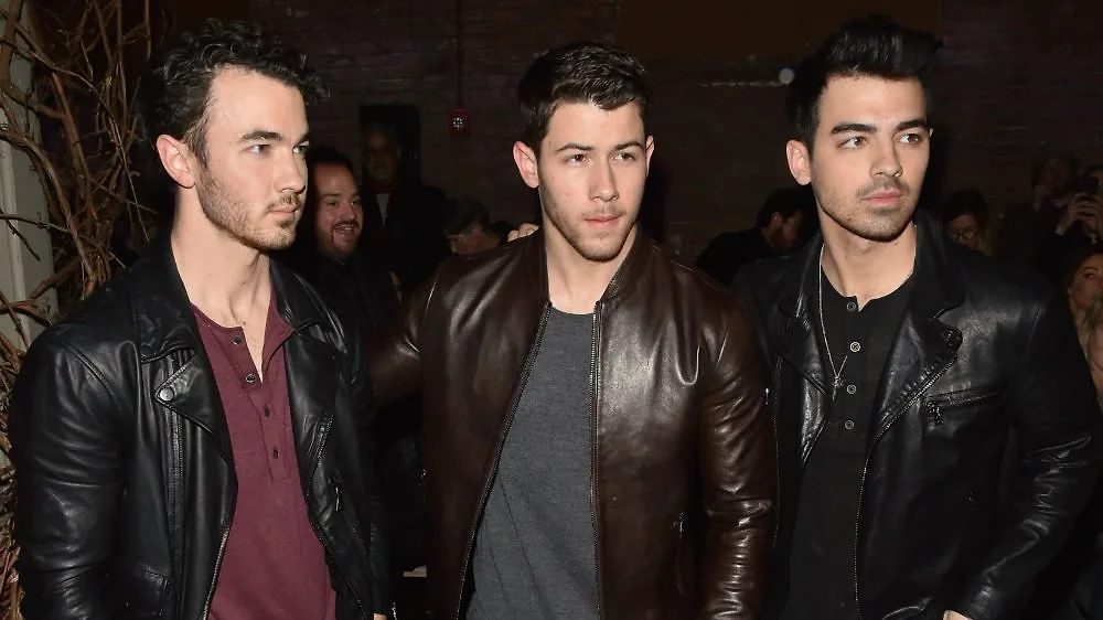 elle việt nam jonas brothers6