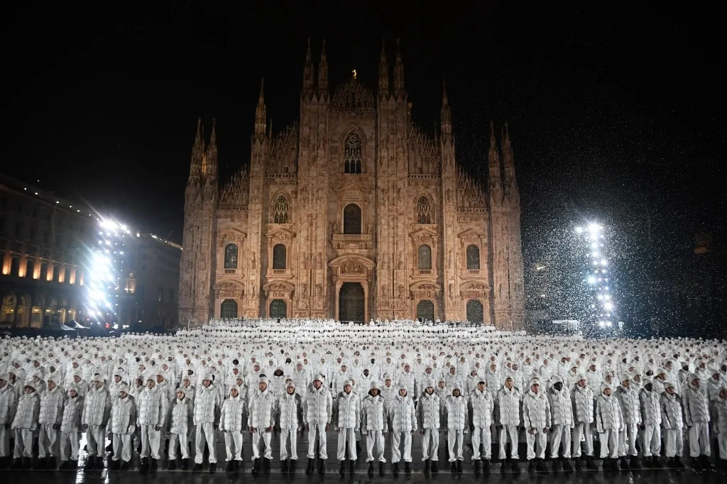 moncler kỷ niệm 70 năm thành lập ở Milan