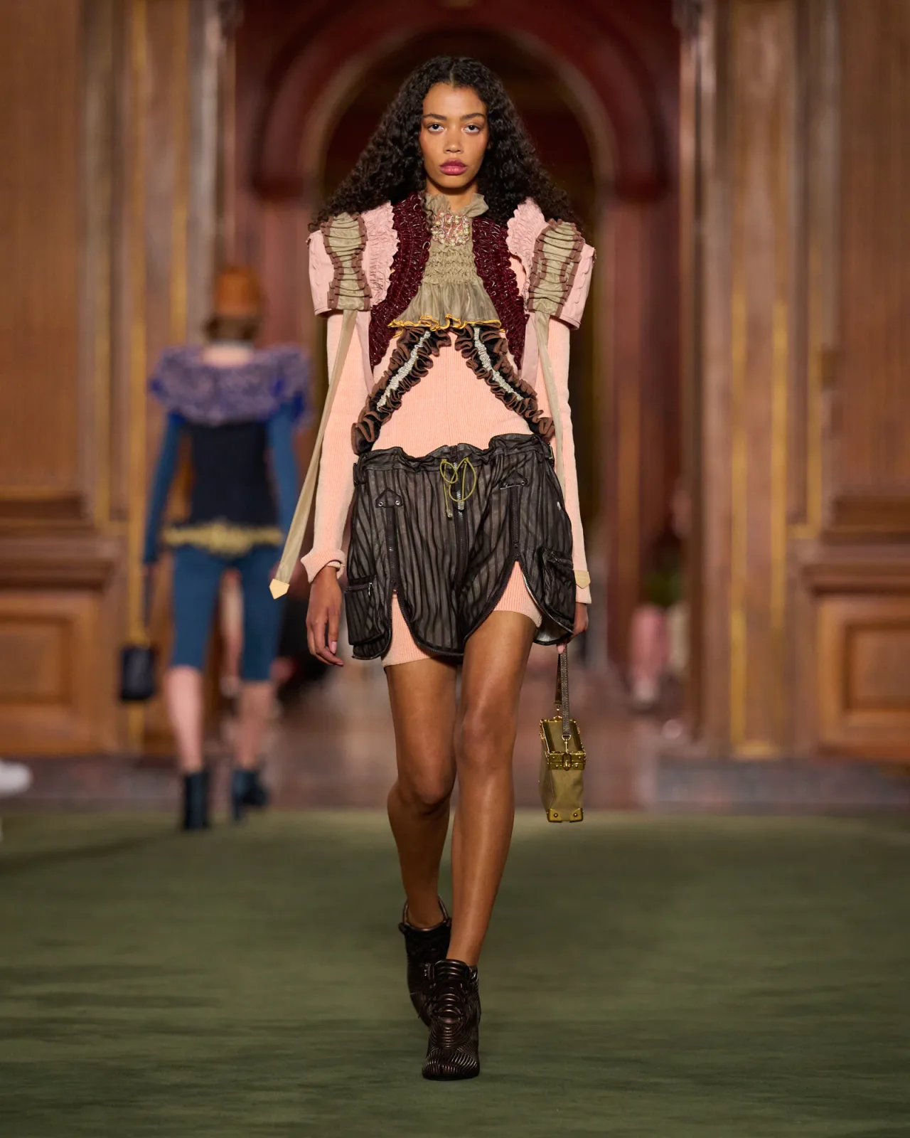 WOMEN_CRUISE_2027_Look_53