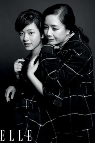 NSUT Chieu Xuan Be Hong Khanh con mo gi me uoc nay