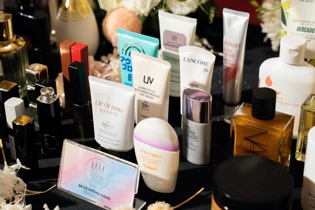 Những đề cử chống nắng tốt nhất năm 2023 tại ELLE Beauty Awards Những đề cử chống nắng tốt nhất năm 2023 tại ELLE Beauty Awards