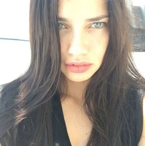 Bi quyet lam dep tu A den Z cua thien than Adriana Lima 4