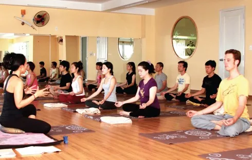 Yoga Sculpt and Shape yoga sns