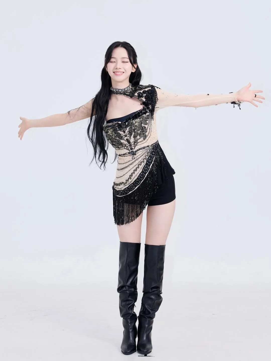 Karina diện thiết kế diện thiết kế Promise Balloon Mini Dress