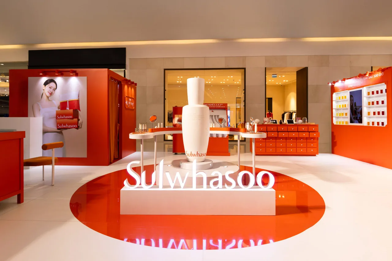 không gian sự kiện pop-up "Dược Phòng Khí Sắc" do Sulwhasoo tổ chức