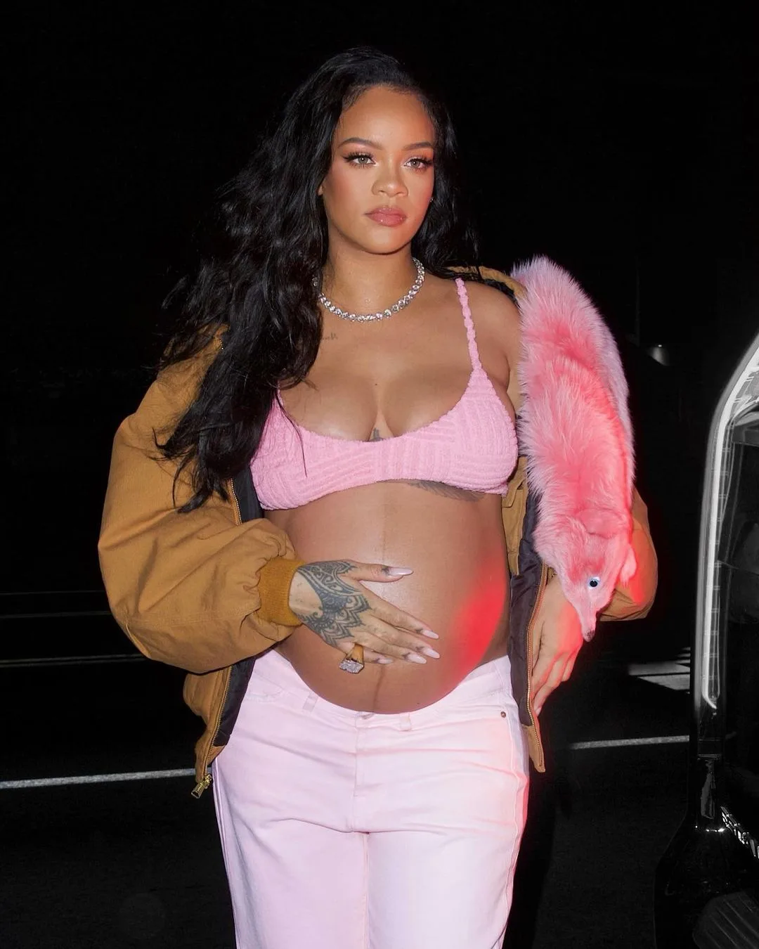 mẹ bầu Rihanna mẹ bầu Rihanna