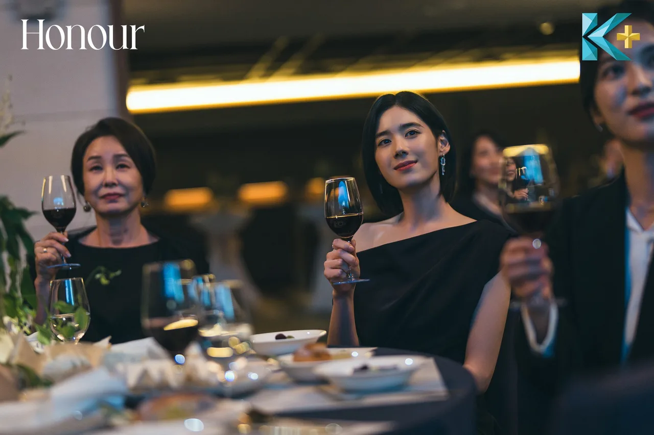 diễn viên Jung Eun Chae là một nữ diễn viên, người mẫu nổi tiếng người Hàn Quốc