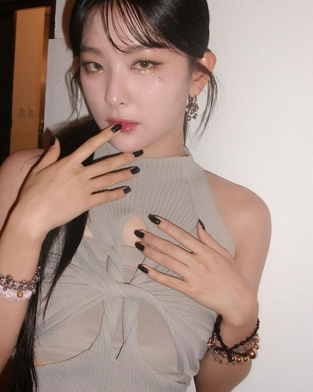 Seulgi có cung hoàng đạo là bảo bình. Seulgi có cung hoàng đạo là bảo bình.