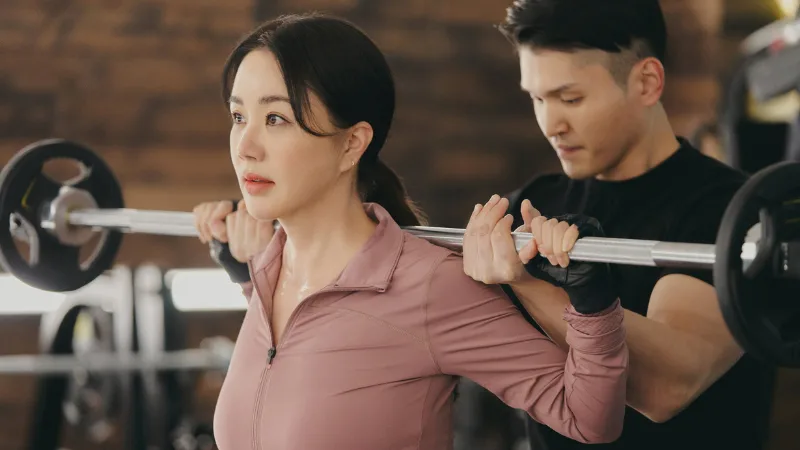 uhm jung hwa nâng tạ uhm jung hwa nâng tạ