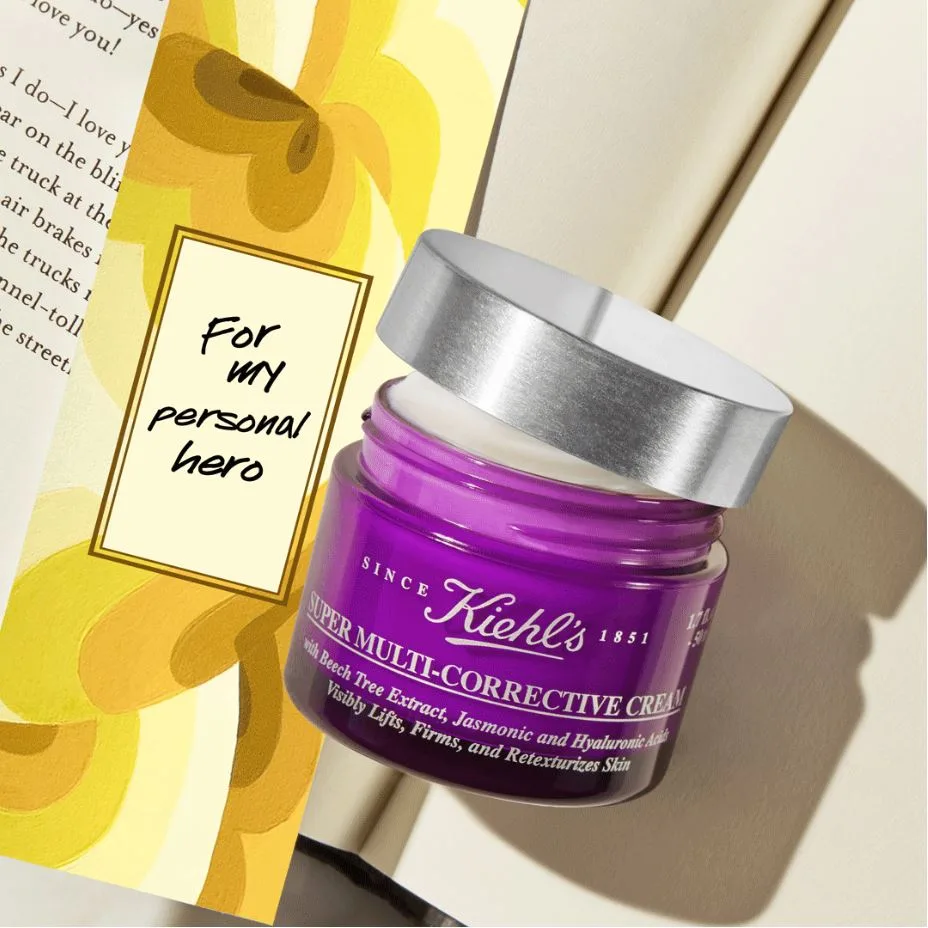 Ngày của mẹ-Hộp kem dưỡng Kiehl's màu tím. Ngày của mẹ-Hộp kem dưỡng Kiehl's màu tím.
