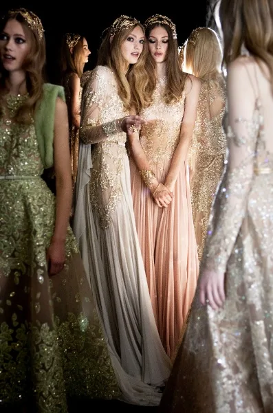 Haute Couture - Thế giới thời trang xa hoa, khốc liệt bậc nhất - ELLE VN