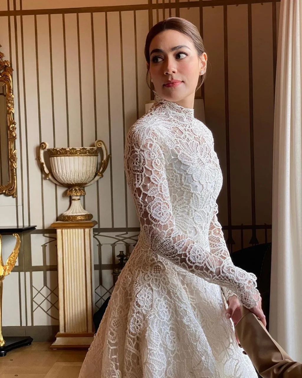 Kimmy Kimberley với đôi má ửng hồng ngọt ngào