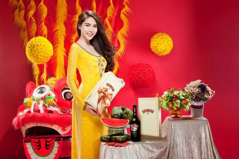 Dàn sao Việt hưởng ứng xu hướng áo dài theo từng dịp Tết truyền thống ra sao? Dàn sao Việt hưởng ứng xu hướng áo dài theo từng dịp Tết truyền thống ra sao?