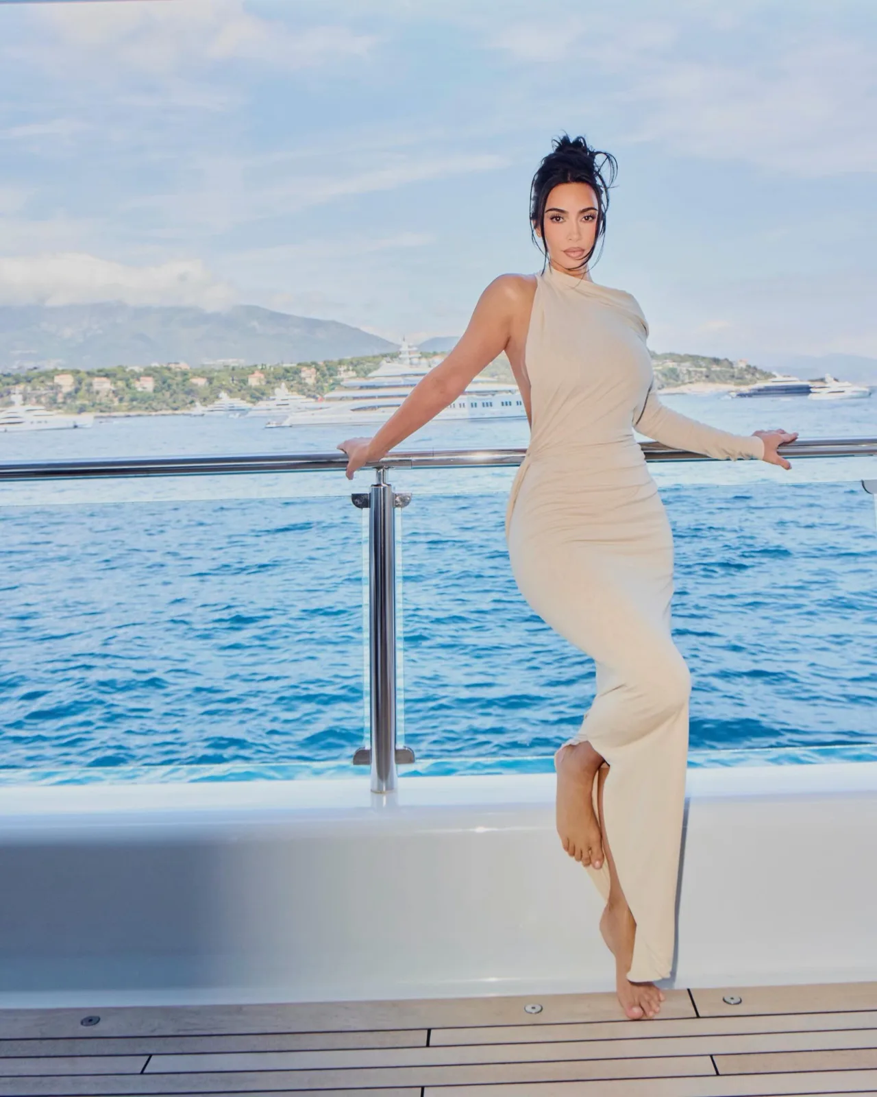 kim kardashian tại monaco grand prix 2026 4