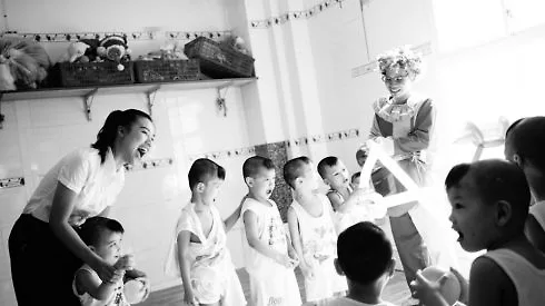 Hoàng Oanh mãn nguyện cùng "Hành trình hạnh phúc" ELLE VN