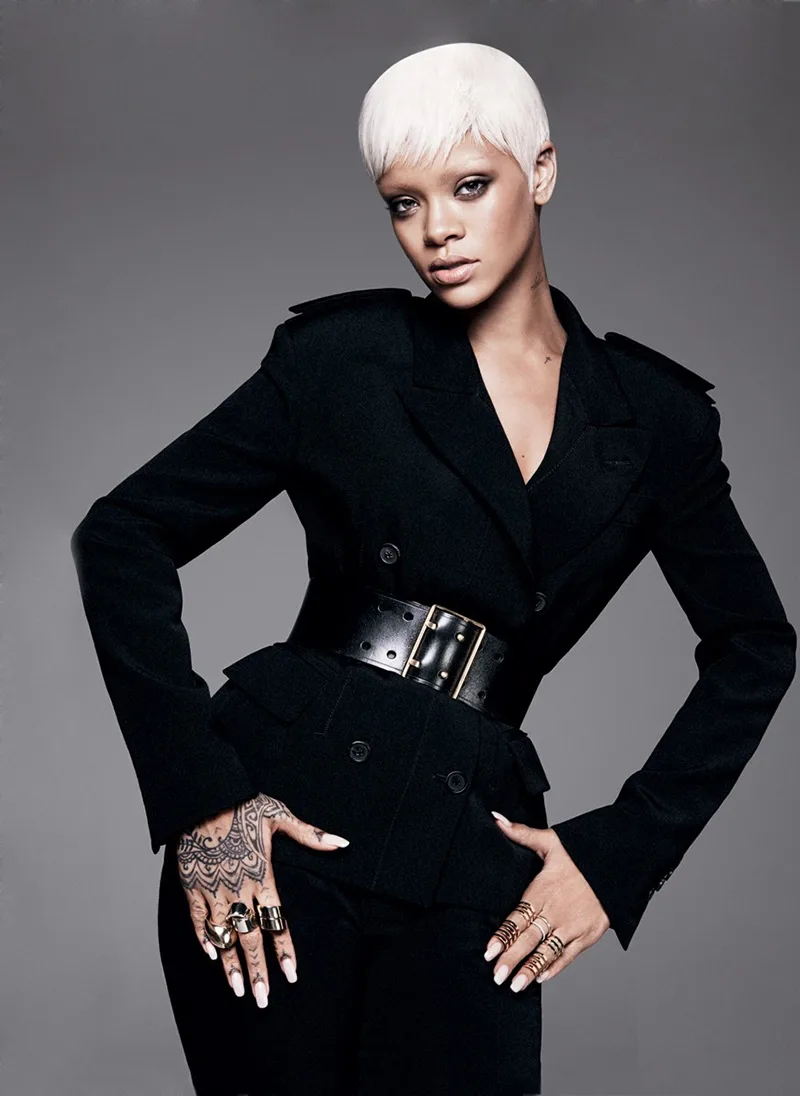 rihanna-chia-se-bi-quyet-bien-hoa-gu-thoi-trang-khi-tang-can-6