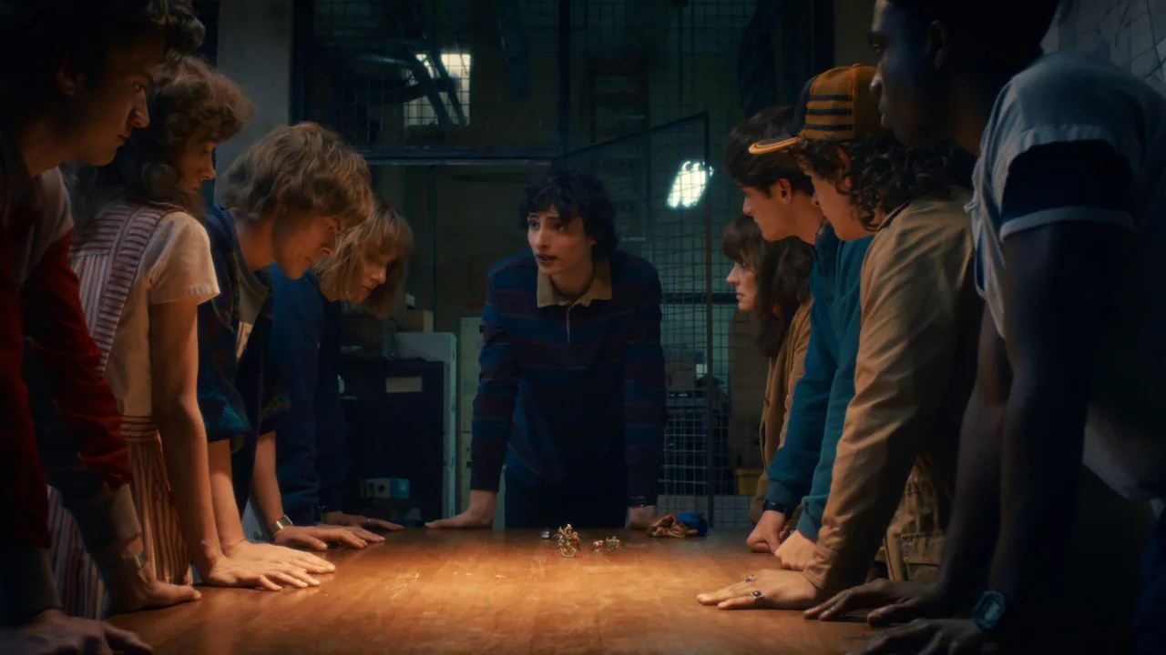 Stranger Things mùa 5 trở lại với loạt giả thuyết