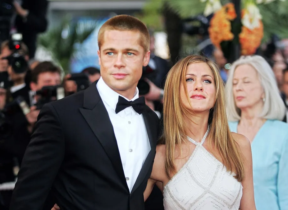Thực hư tin đồn tái hợp của Brad Pitt và vợ cũ Jenifer Aniston Thực hư tin đồn tái hợp của Brad Pitt và vợ cũ Jenifer Aniston