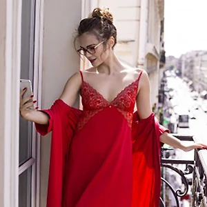 3 Lý do bạn nên mặc Nội Y Đỏ!