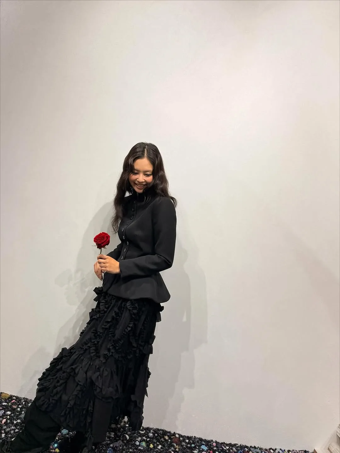 jennierubyjane áo khoác da chiết eo
