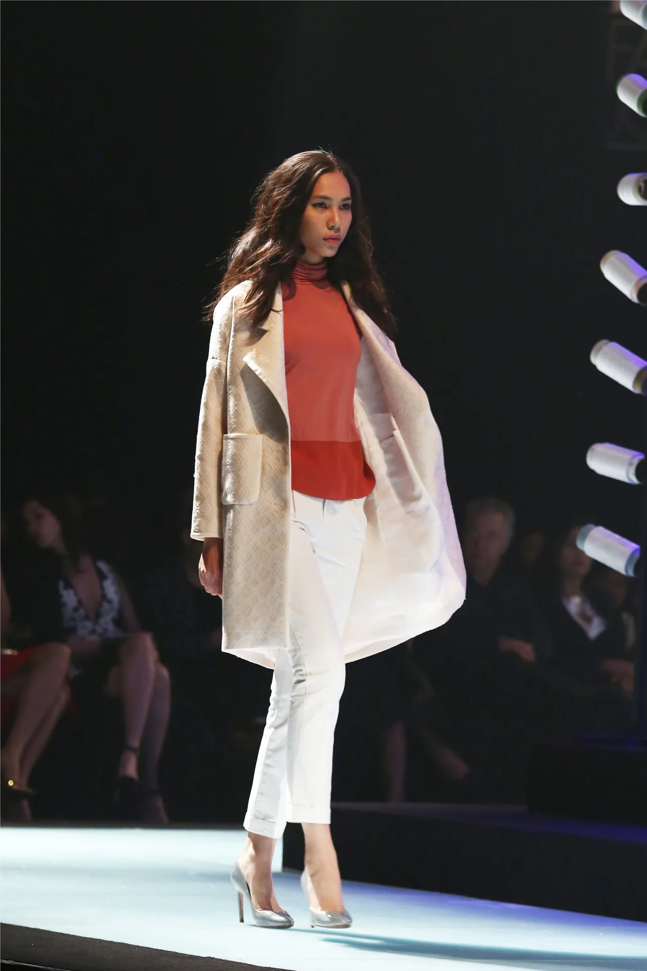 Linda Mai Phung ELLE Show 15