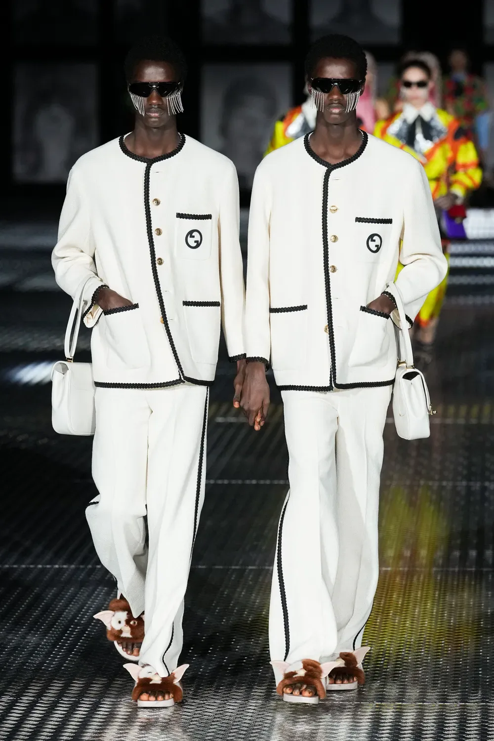 GG xuân hè 2023 look 14