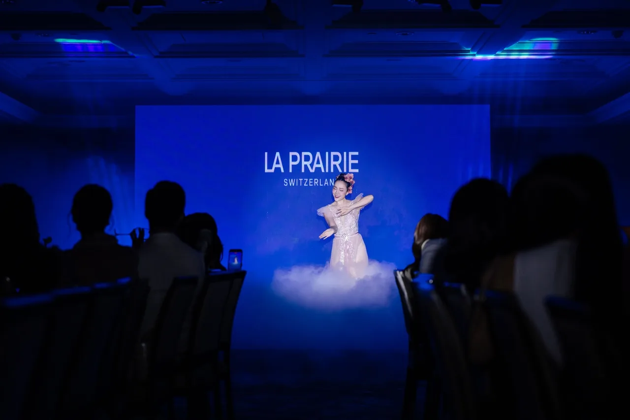 la prairie ra mắt white caviar