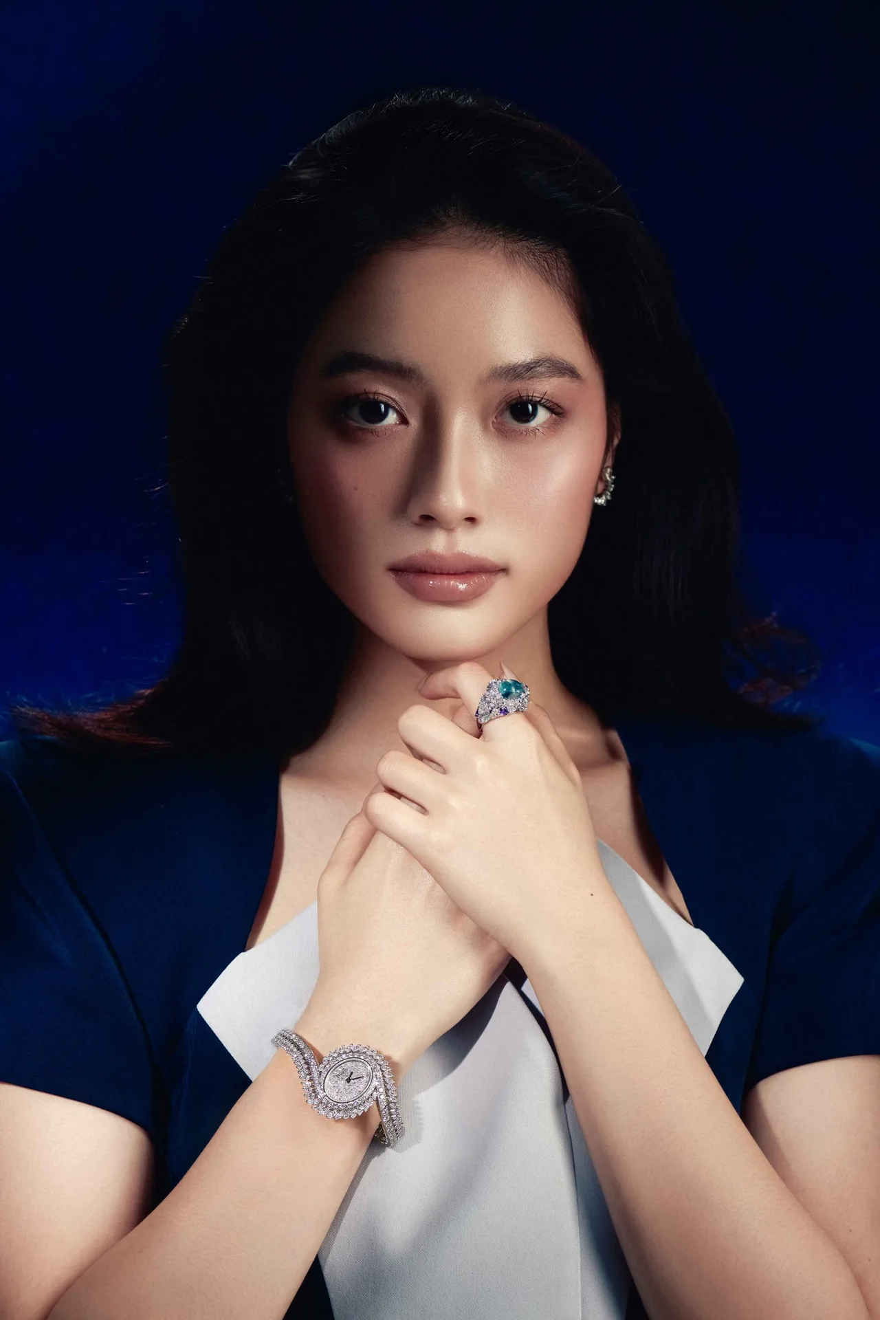 Nhẫn và đồng hồ cao cấp