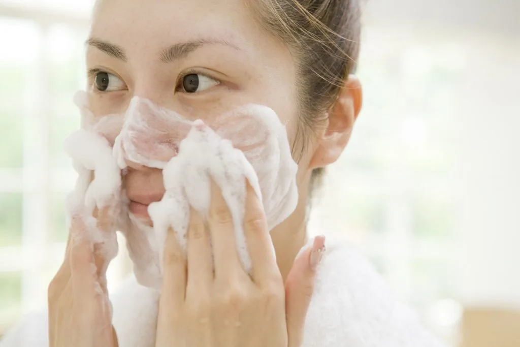các bước massage mặt 01 các bước massage mặt 01