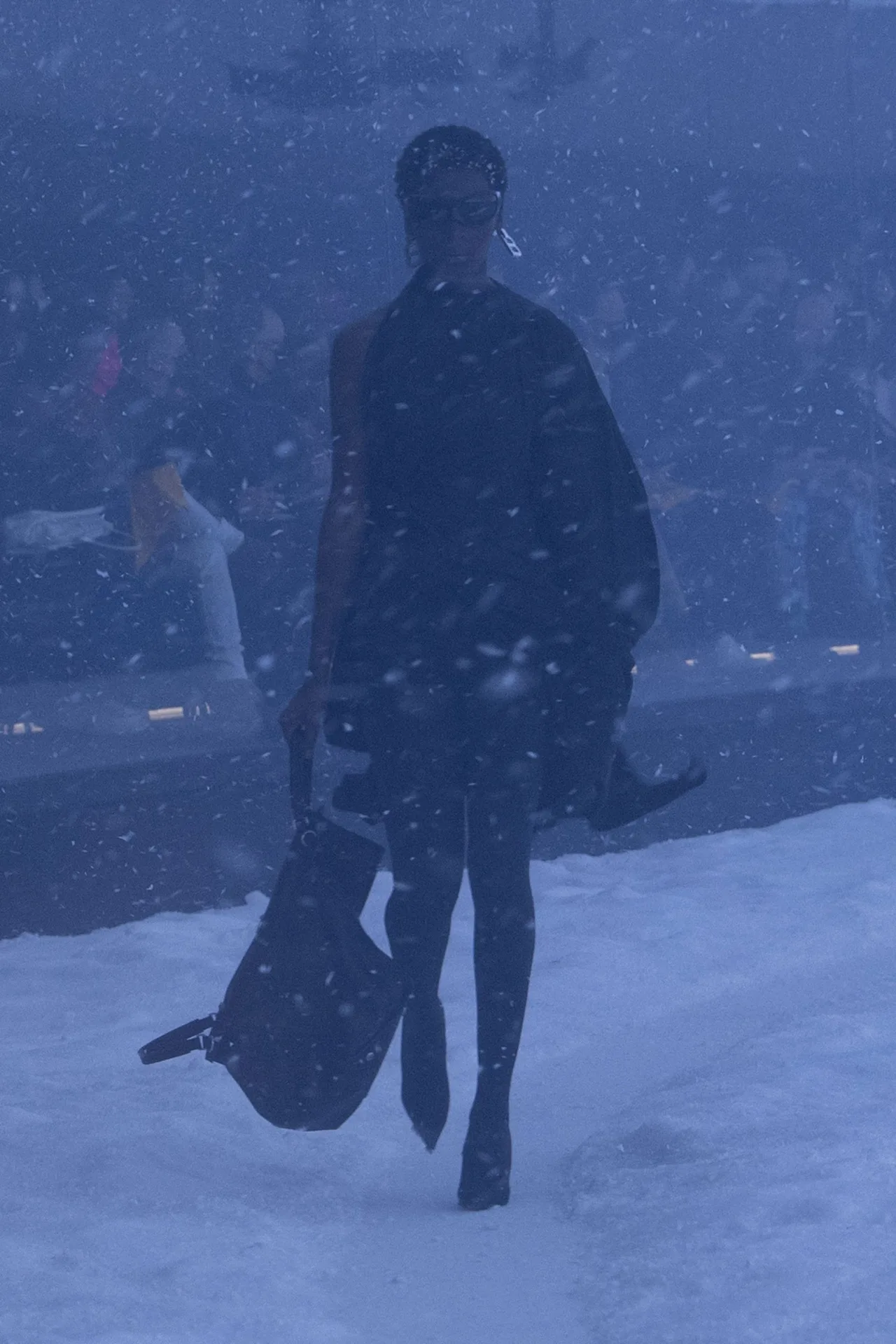 Balenciaga RTW Thu Đông 2022 look 57