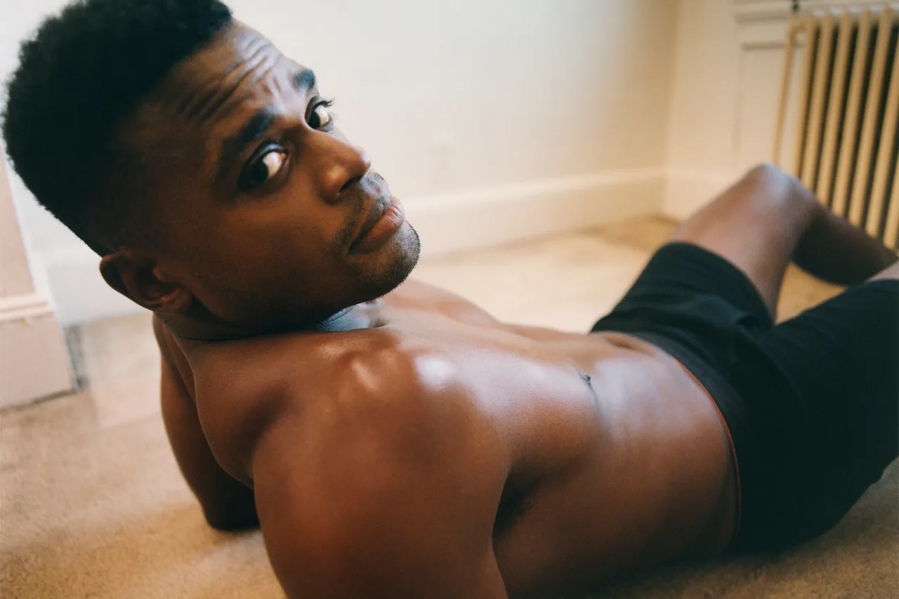 Rapper Nas Calvin Klein