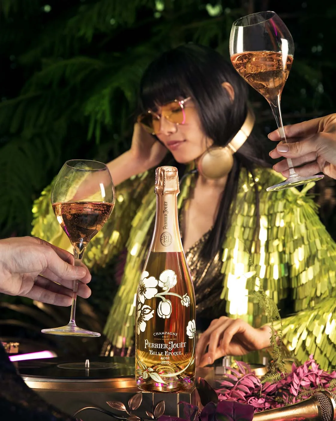 PJ Belle Epoque Rosé 2010 Secret Party HD 10