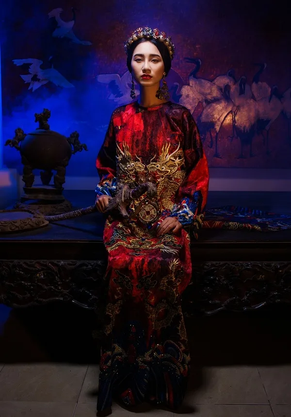 ao-dai-cuoi-Huynh-Hai-Long-Dang-The-Huy-Huong-xua-i
