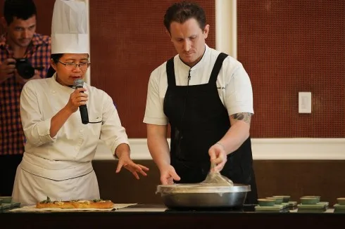 Các bí quyết để cho ra lò một chiếc bánh mì ngon đã được đầu bếp bật mí tại lớp học.